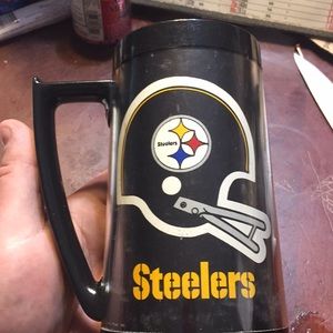 Vintage 1976 Pittsburgh Steelers drinking cup